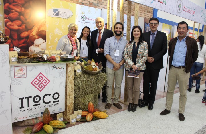 Expo Bebidas y Sabores Gastronómicos y 4to Salón del Queso y el Vino En las instalaciones de la Cám...